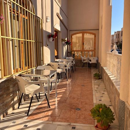 Hostal Las Dunas Cabo De Gata Exterior photo