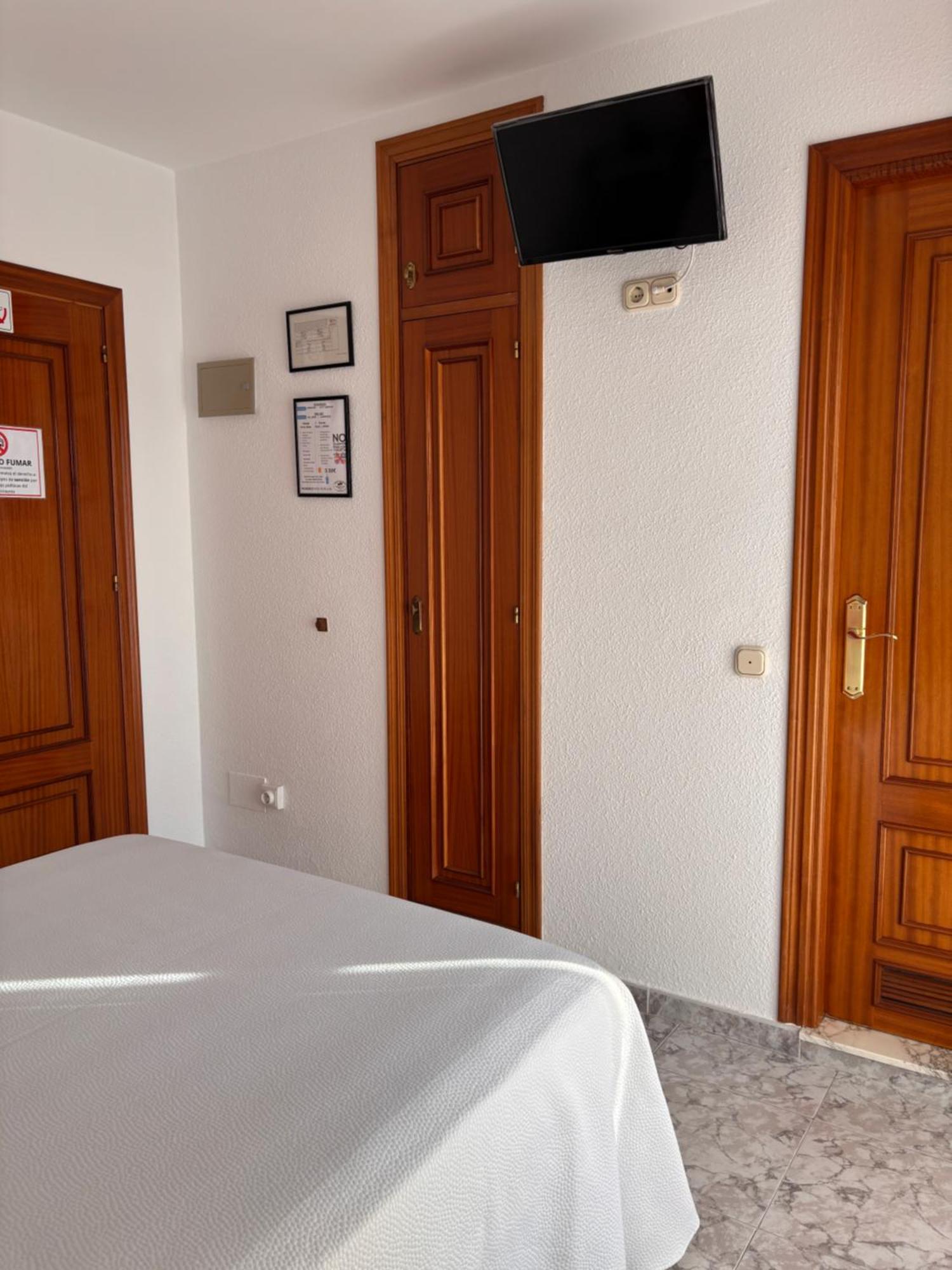 Hostal Las Dunas Cabo De Gata Exterior photo
